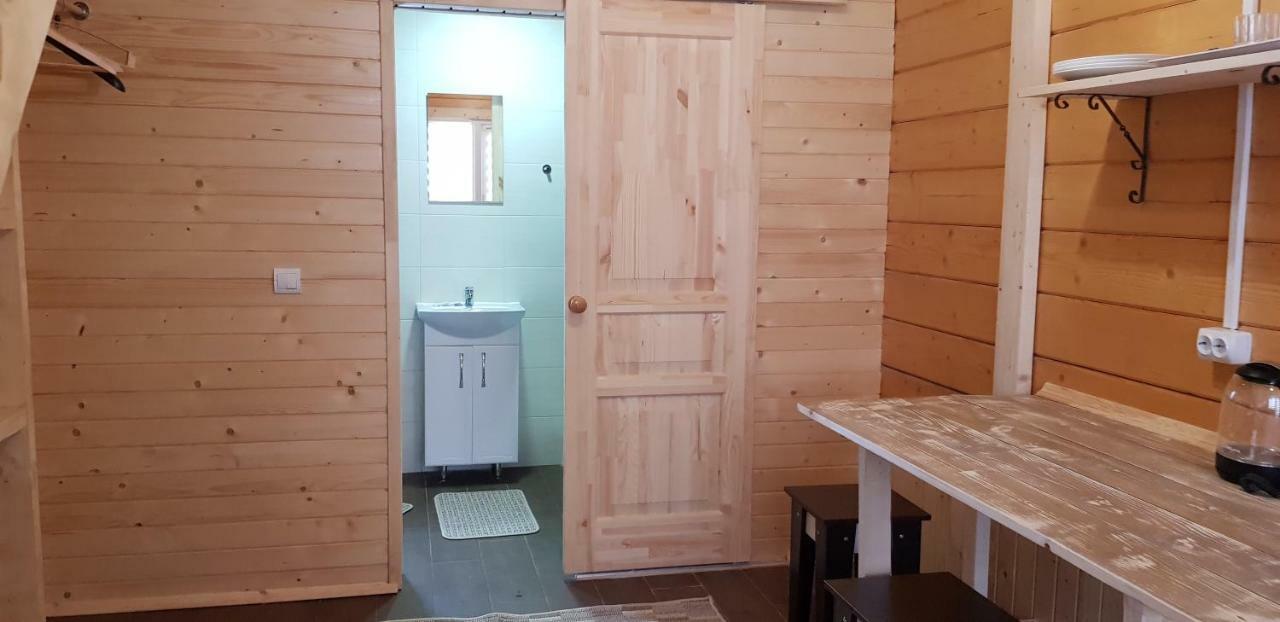 Гостьовий Дім Круасан Сімейний Bukovel Exterior photo